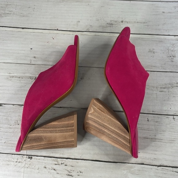 NWOT Mercedes Castillo Fuschia Suede IZAR HIGH Chunky Heeled Mules - Picture 8 of 12